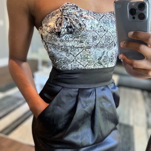 Black and White Floral Formal Mini Dress with 2 Pockets, Juniors 7 - Picture 5 of 7